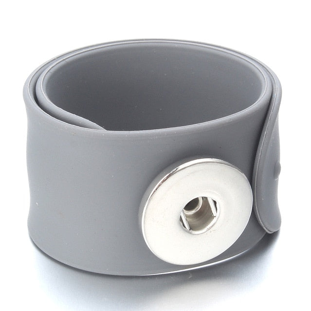 Newest Snap Jewelry 18mm Sequins Snap Button Bracelet Simple Cuff Snap Bracelets For Women Children Fun Gift