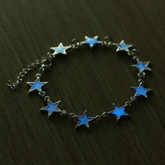 1pcs Creative DIY Animal Magic Tricks Super Sprouting Surprise Girl Magic Bracelet Child Christmas Gifts