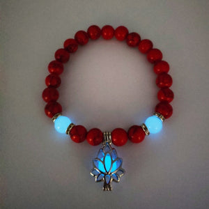 1pcs Creative DIY Animal Magic Tricks Super Sprouting Surprise Girl Magic Bracelet Child Christmas Gifts