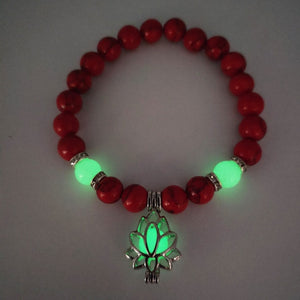 1pcs Creative DIY Animal Magic Tricks Super Sprouting Surprise Girl Magic Bracelet Child Christmas Gifts