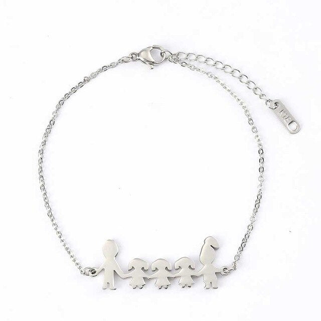 Name Custom Bracelet Father Mother Girl Boy Family Charm Women Jewelry Personalized Engraved Love Letter Customized Gift