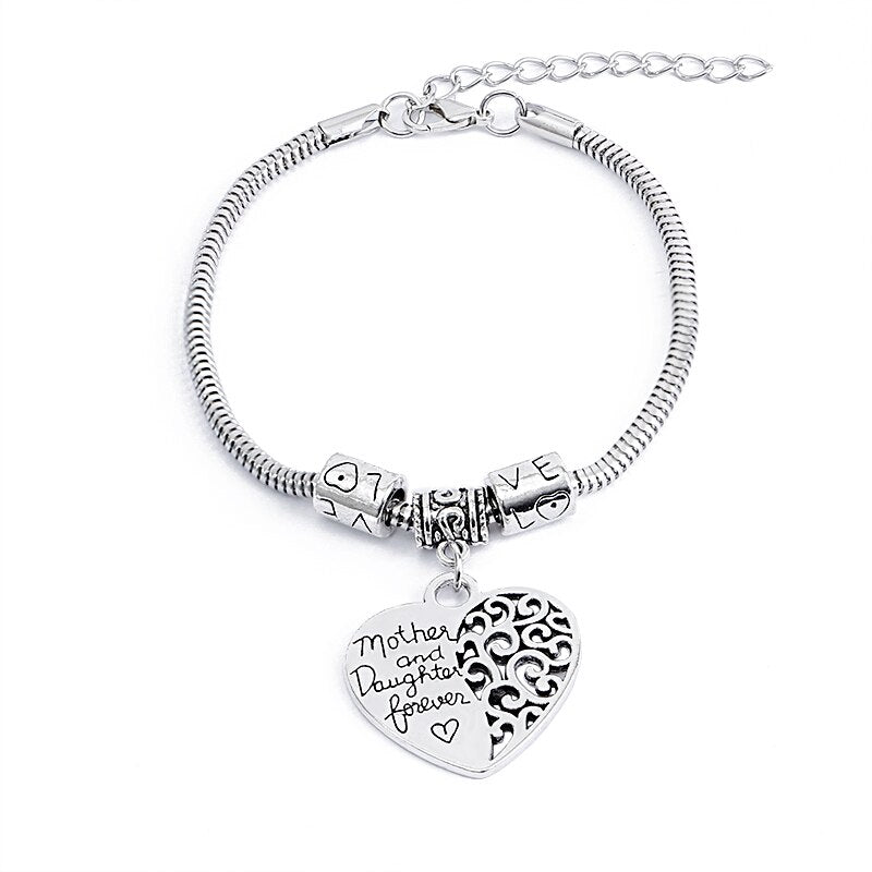 New retro multi-accessory snake chain bracelet letter mother and daugther clavicle chain ladies fashion love alloy bracelet